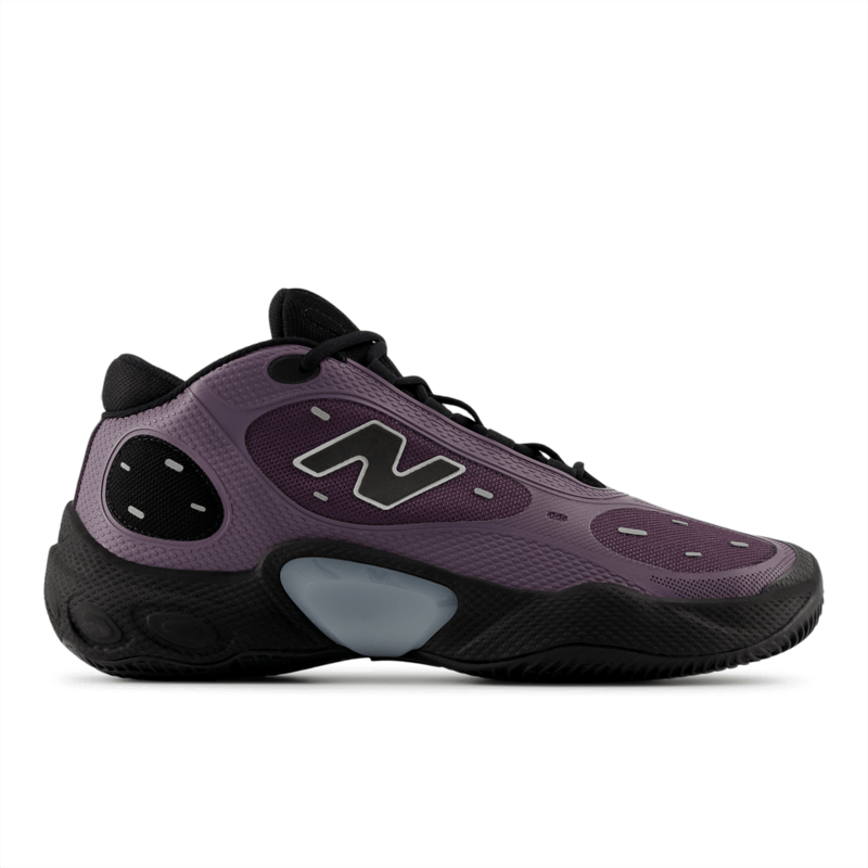 New Balance Men's Fresh Foam BB V3 Basketball Shoe