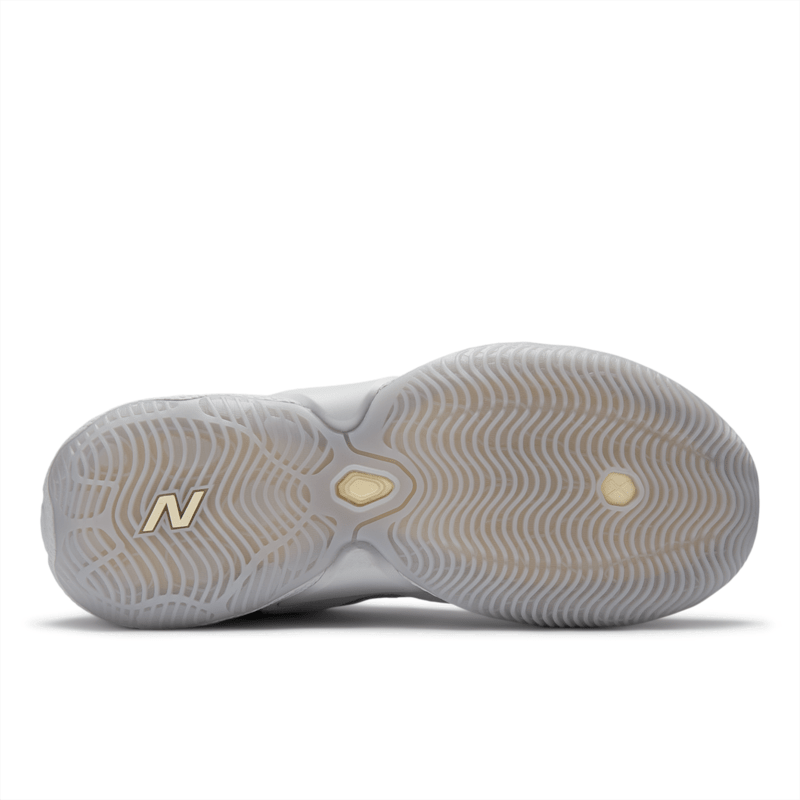 New Balance Men's Fresh Foam BB V3 Basketball Shoe