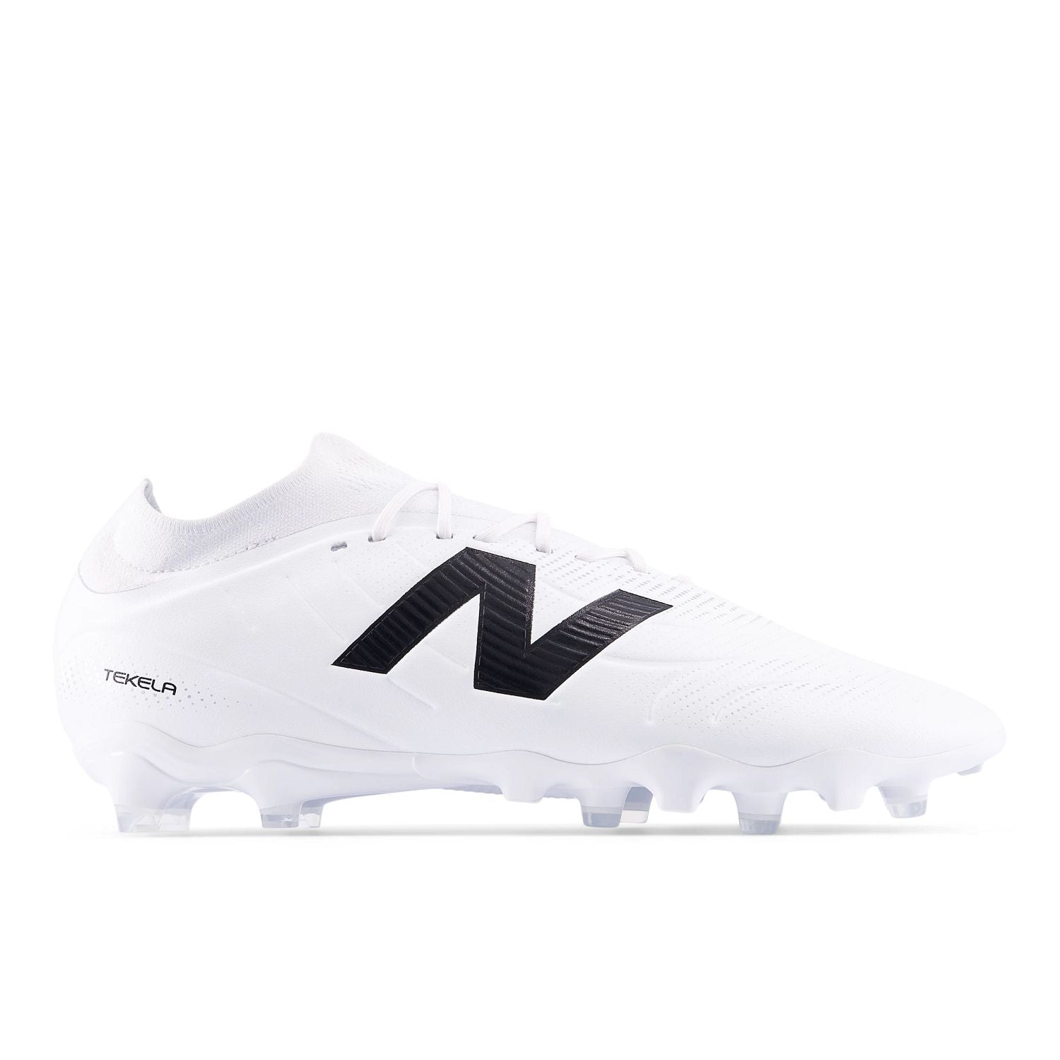 New Balance Men's Tekela Team Low Laced FG V5 Soccer Cleat