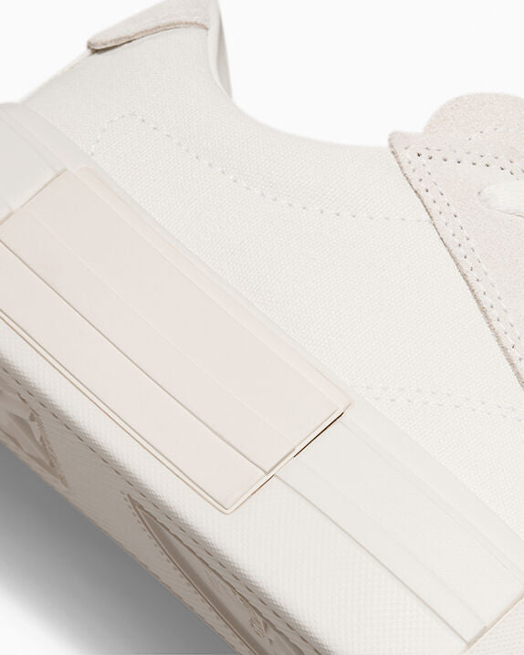 Converse Cruise Low Top