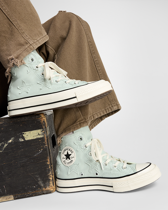 Chuck 70 Celestial