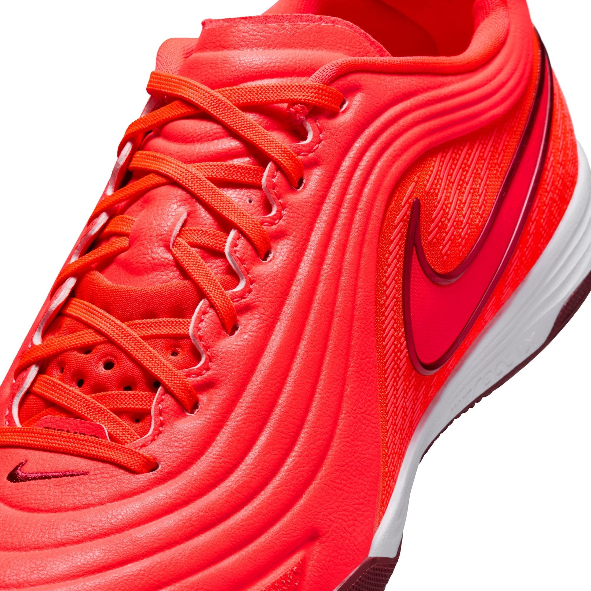 Nike Tiempo Reactgato Indoor/Court Low-Top Soccer Shoes