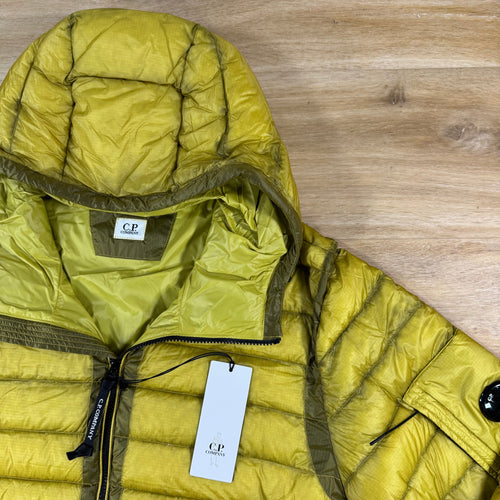 C.P. Company D.D. Shell Lens Down Jacket in Antique Moss - Yellow